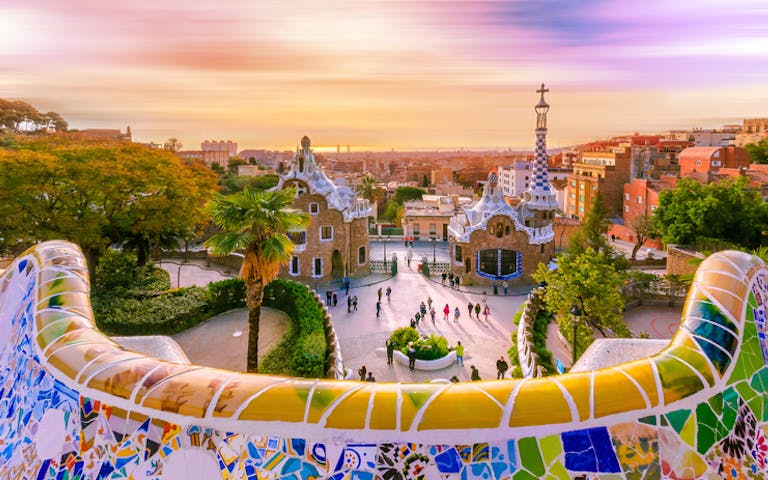Bilde med utsikt fra Gaudi parken i Barcelona