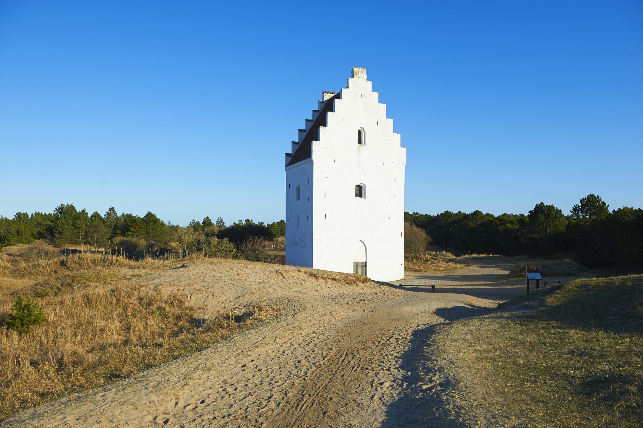 Den tilsandede kirke i Skagen, Danmark -
Foto: Getty Images