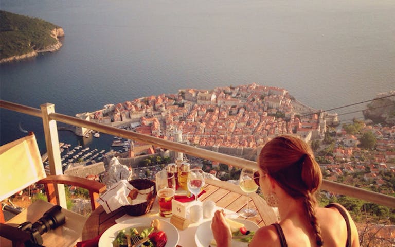Stemningsfull middag med utsikt over Dubrovnik