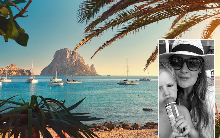 Carina Lladó har familie fra Ibiza og kjenner derfor øya godt. Her er hun sammen med et av sine egne barn.