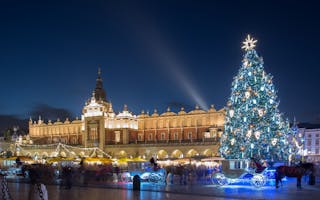 Opplev julemarkedet i Krakow