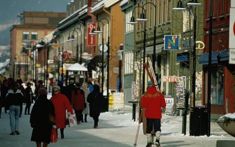 En vinterdag i hovedgata Lillehammer - Foto: Getty Images