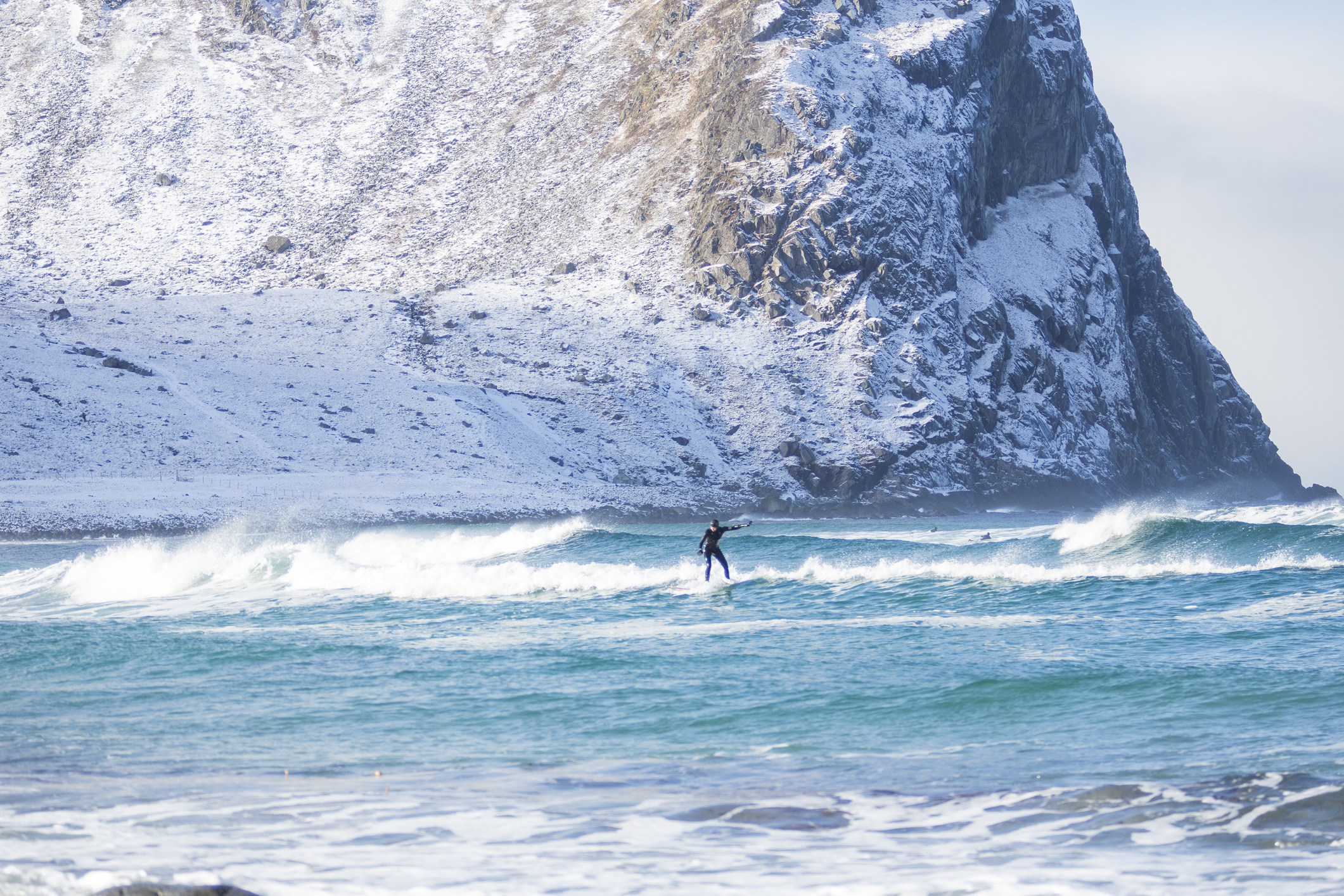 Surfer i Lofoten