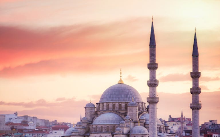 Suleymaniye moske minareten i Istanbul i Tyrkia