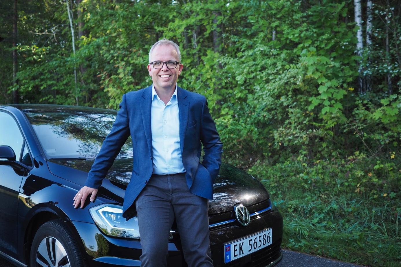 Produktdirektør Eirik M. Håstein i FINN Motor sier at samarbeidet med Nettbil vil gjøre det enda enklere for de som ønsker å selge bruktbilen sin raskt, å gjøre nettopp dét.