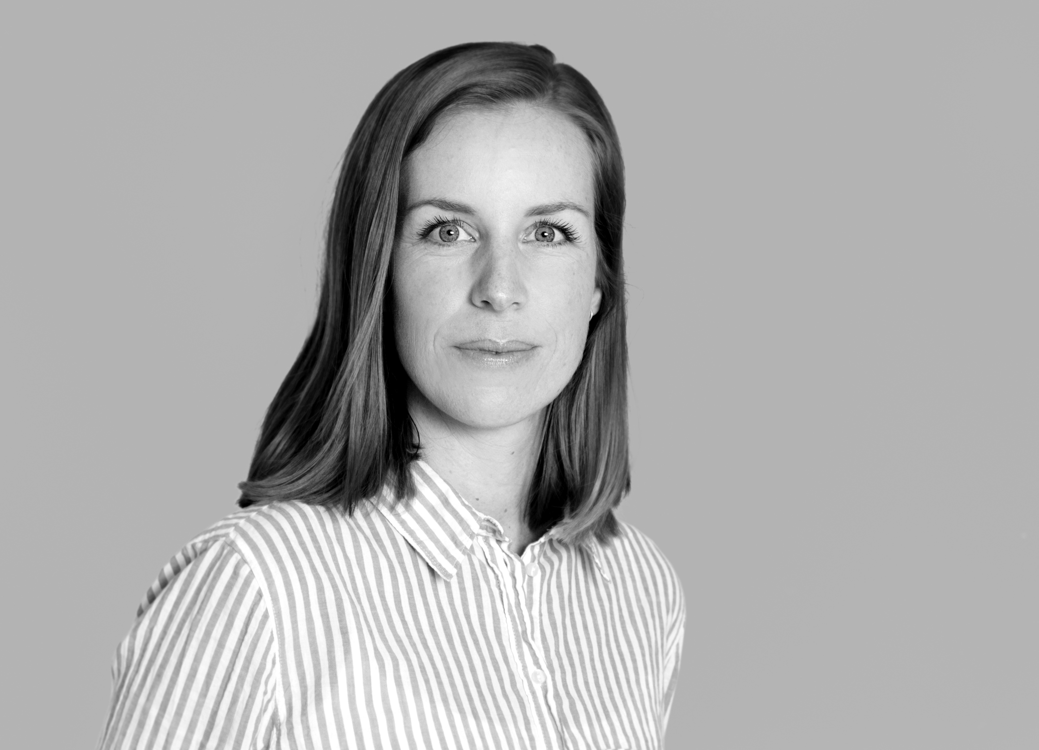 - VIS INTERESSE OG STILL SPØRSMÅL UNDER JOBBINTERVJUET: Seniorrådgiver hos Karrierehuset, Marit Gangås Solberg, anbefaler jobbsøkere å ta en aktiv rolle under jobbintervjuet og stille spørsmål til sin potensielle nye arbeidsgiver. (Foto: Karrierehuset)