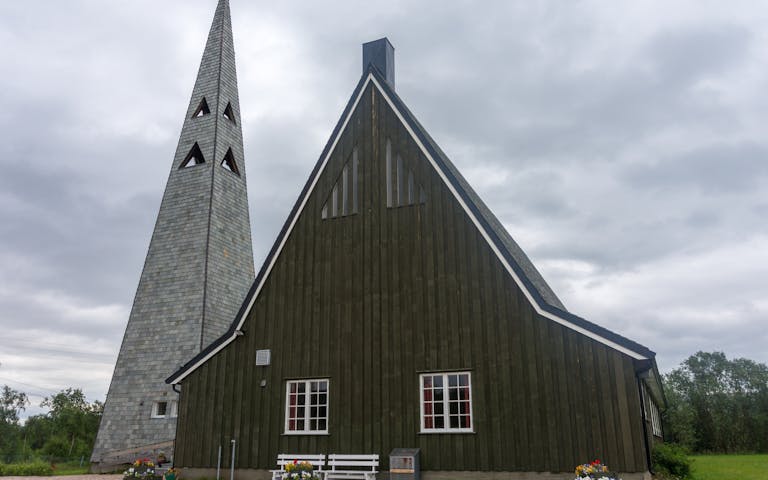 Bilde av Tana kirke i Rustefjelbma i Finnmark