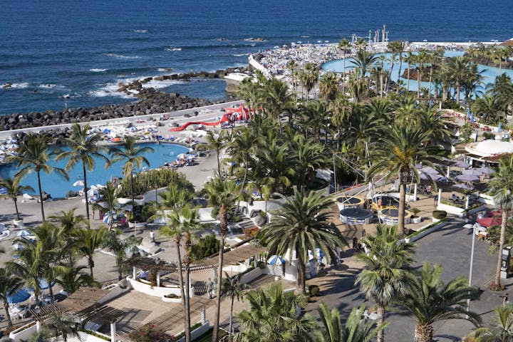 Utsikt over havsbassengene i Puerto de la Cruz på Tenerife - Foto: Getty Images