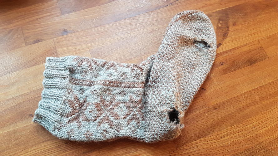 Hvordan fikse hullete sokker?