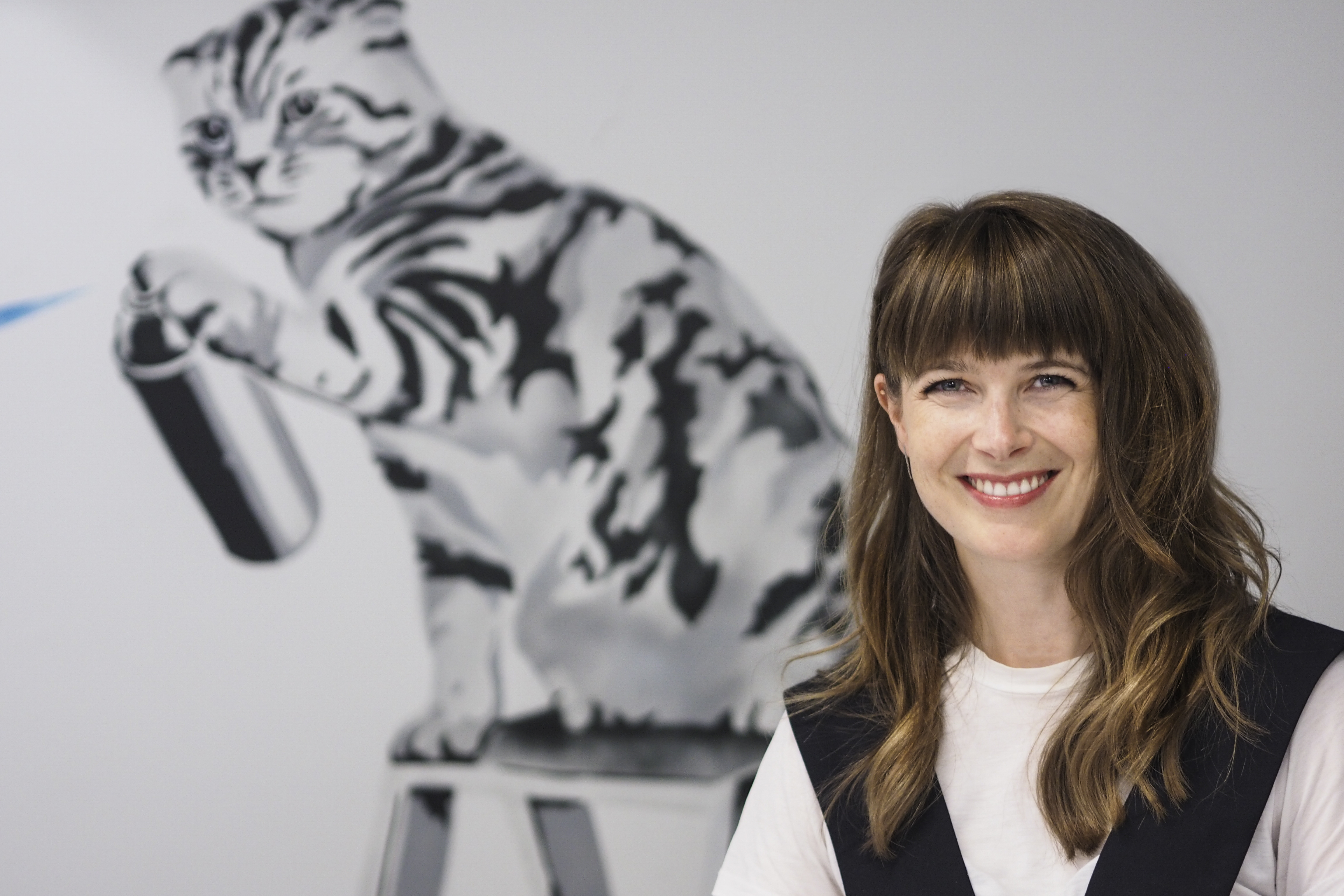 TA VARE PÅ DET DU HAR: Produktdirektør for FINN torget, Kathrine Opshaug Bakke, tror det kan bli et enda bedre bruktmarked om flere tar vare på tingene sine. Det er bra for både lommeboka og miljøet. Foto: Caroline Roka/FINN