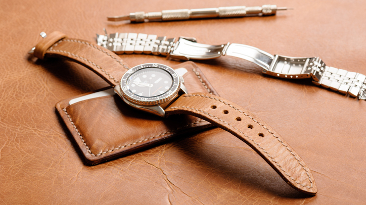 Lukter det surt av klokken?