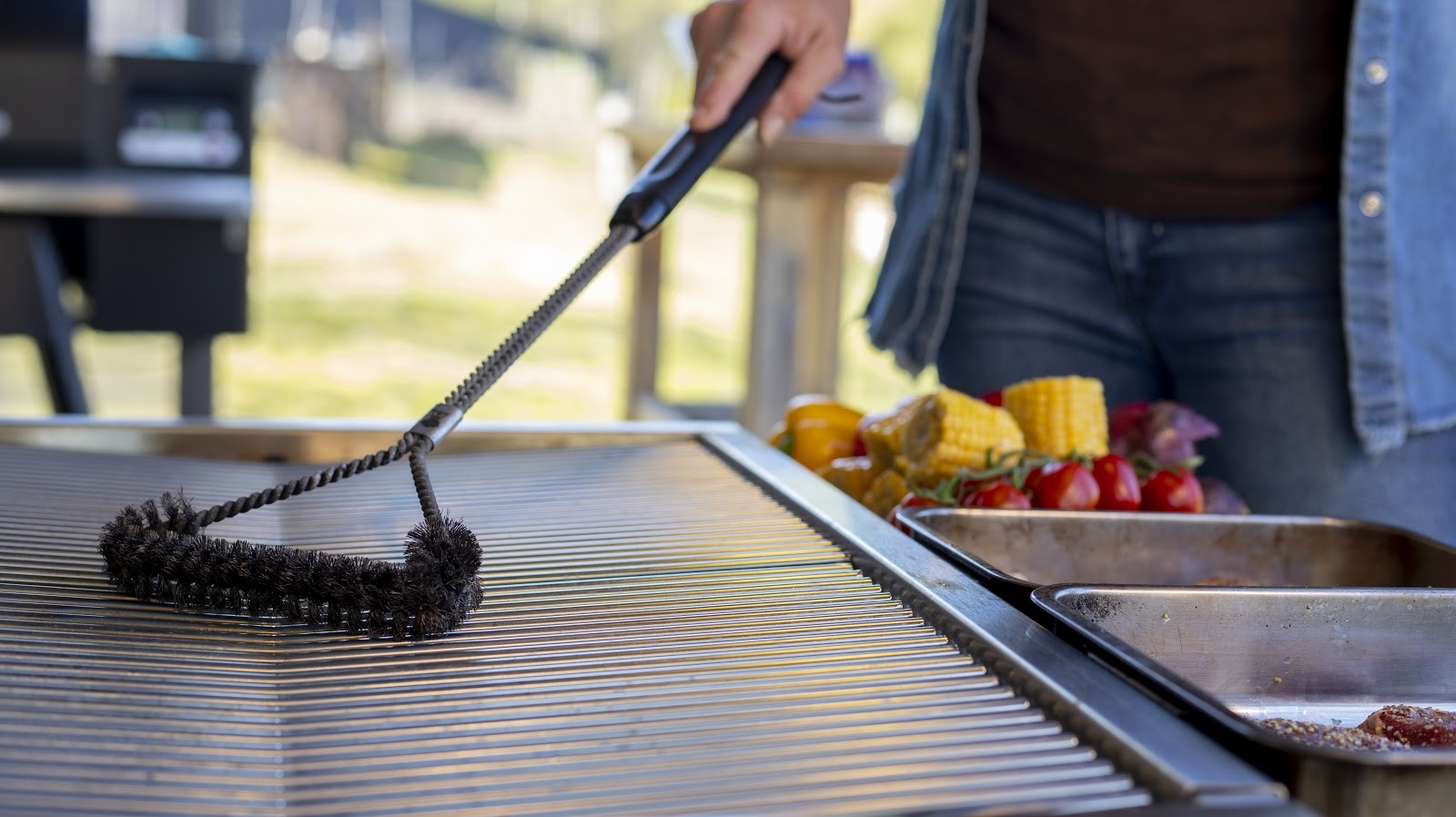 Stålbørste på grill