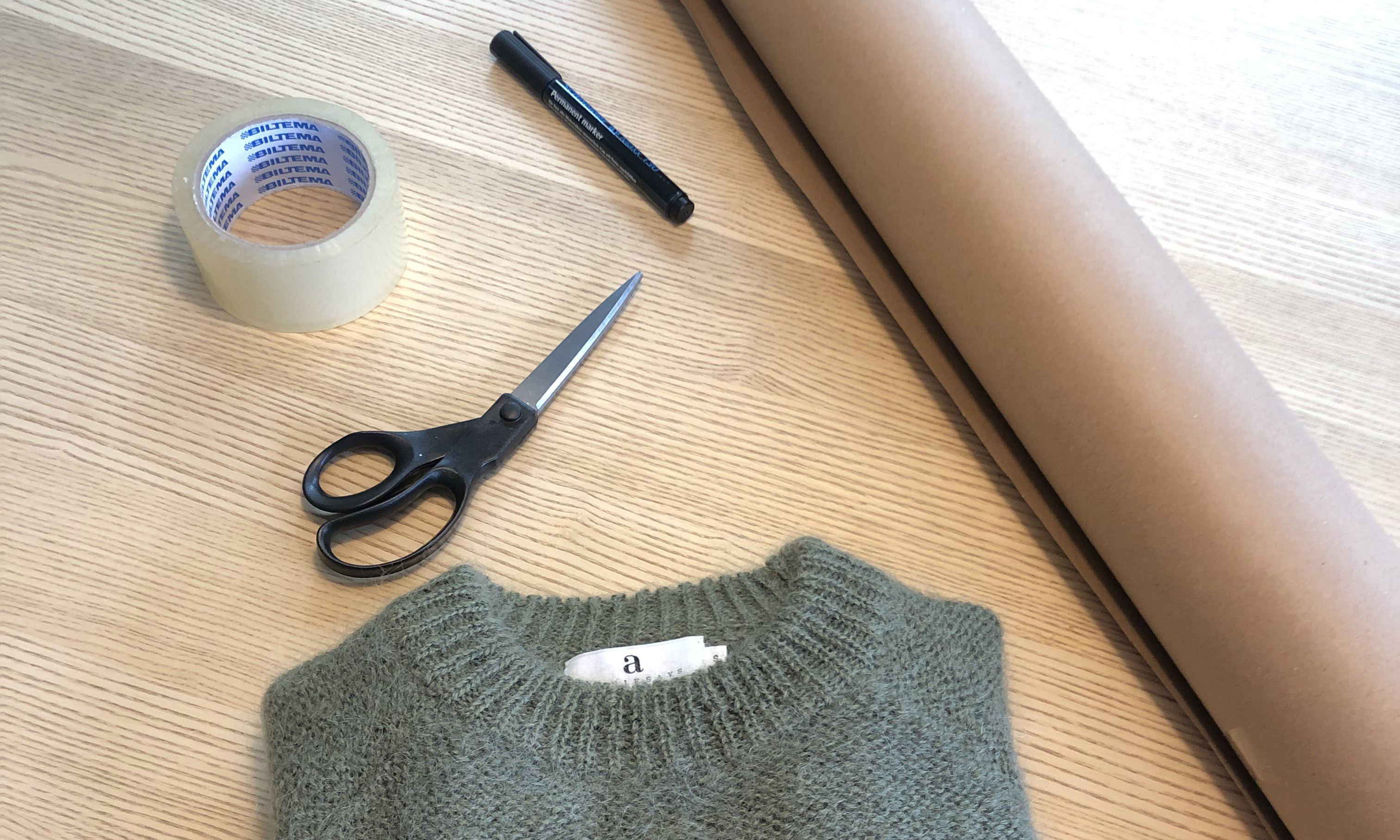 GPAKK INN OG SEND HJEMMEFRA: Med FINN levert er det enklere enn noensinne å sende varene dine. (Foto: FINN)