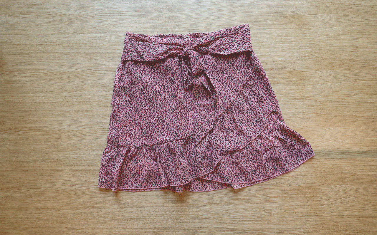 Fiks ferdig pakke inn dameklaer skjort