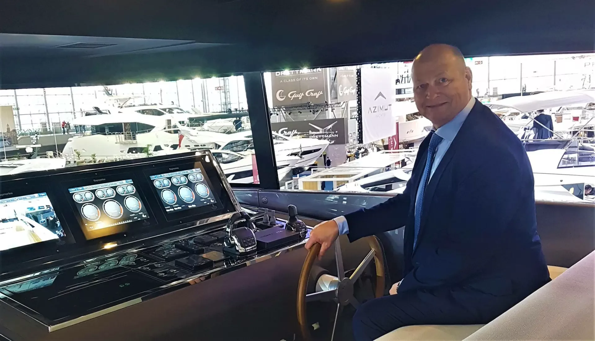 Jens-Arne Dammyr driver Aker Yachts, som har flere båtmeglere.