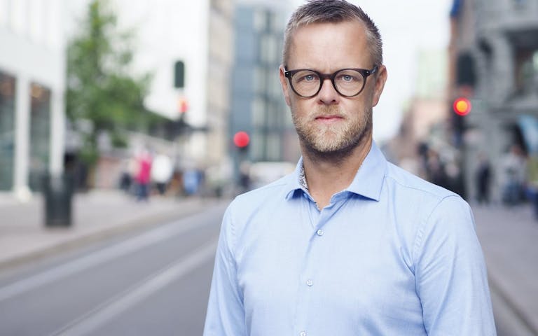 Sikkerhetssjef og leder Forbrukertrygghet i FINN, Geir Petter Gjefsen, forklarer hvorfor FINN-kontoen din bør holdes privat.