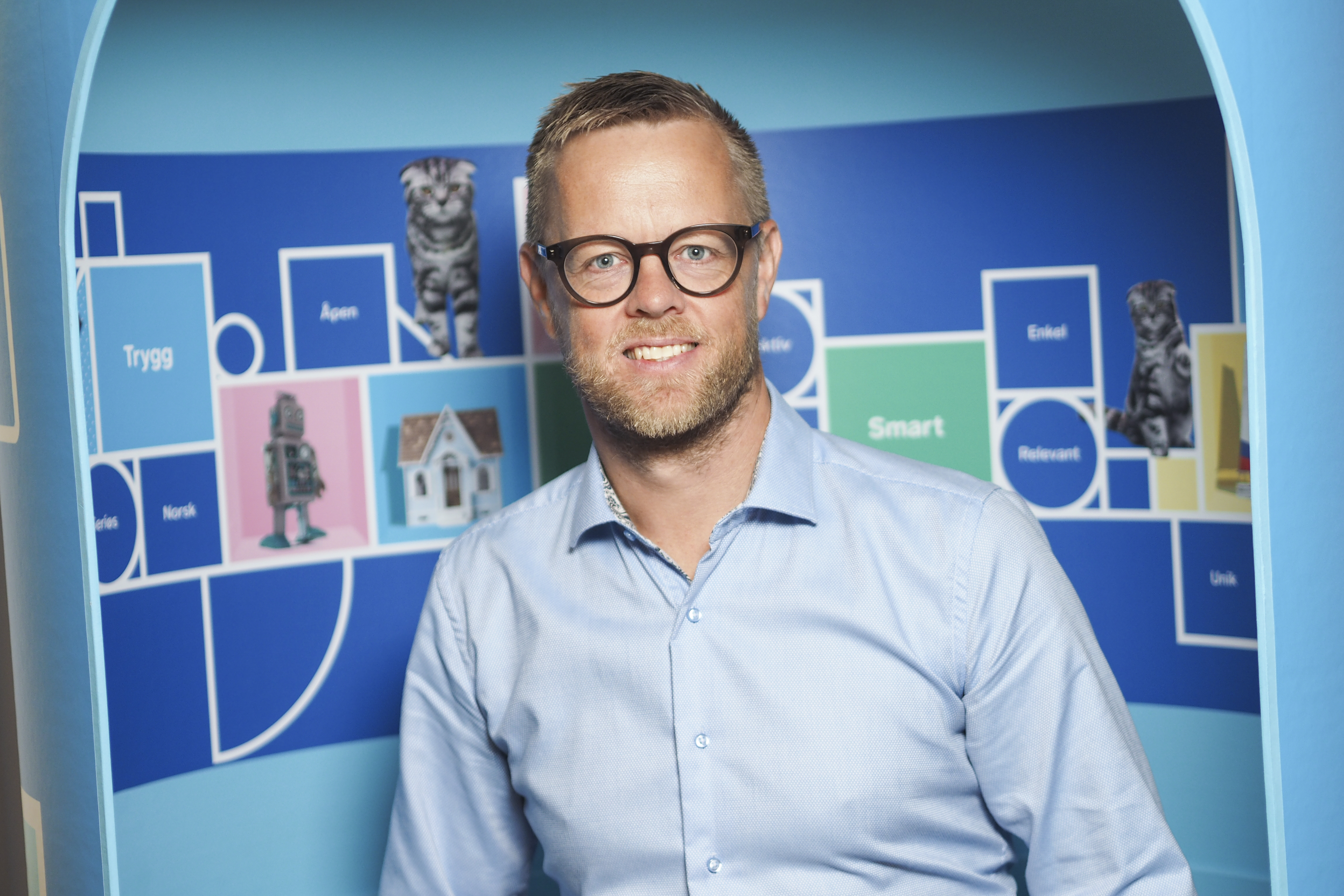 INNLOGGING OG PASSORD FINN HJELPESENTER visual data 3