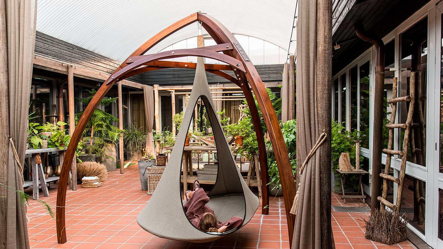 Hmmm. En slags hengekøye, kanskje?