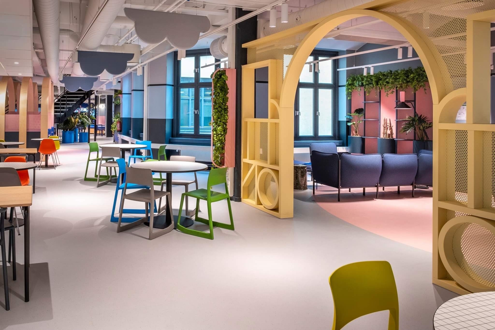 BARE Å SONE UT: De nye, gamle lokalene er delt opp i en rekke forskjellige typer arbeidssoner.